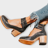 Scarpe con più cinturini e tacco spesso