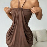 Abito Mini Cioccolato con Allacciatura al Collo