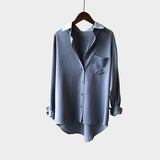 Camicia Elegante con Linea Slim e Dettagli Moderni