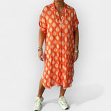 Abito estivo leggero con scollatura