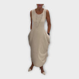 Abito leggero con silhouette moderna e tasche