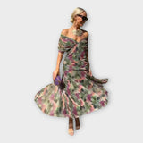 Abito Leggero con Scollo Impegnativo