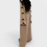 Cardigan Elegante e Abito Combinato con Decorazione a Righe