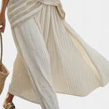 Completo in lino di bambù Daisy con elegante maglietta a righe e pantaloni fluidi per uno stile moderno e comodo