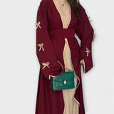 Cardigan Elegante e Abito Combinato con Decorazione a Righe