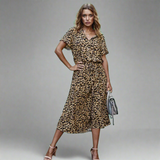 Abito estivo in tessuto pregiato