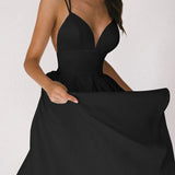 Elara - Graceful Minimalist Dress