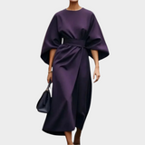 Abito Minimalista con Cintura e Maniche Ampie