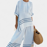 Salopette a righe larghe e taglio asimmetrico - stile moderno e comodo