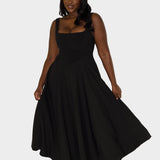 Abito Midi Etereo Senza Tempo con Linea Elegante e Movimento Naturale