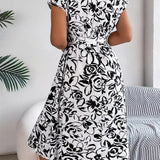 Junie - Floral Printed Dress