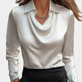 Elegante Blusa Bianca in Satin con Scollo Drappeggiato