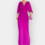 Abito Plissettato Elegante con Linea Stilosamente