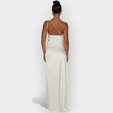 Abito in Satin per Serate Aristocratiche