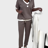 Set Femminile Informale con Top e Pantaloni con Scollatura a V
