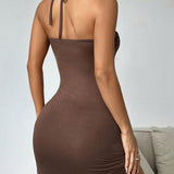 Abito Mini Cioccolato con Allacciatura al Collo