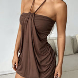 Abito Mini Cioccolato con Allacciatura al Collo
