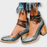 Scarpe con più cinturini e tacco spesso