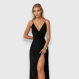 Abito Lungo in Satin con Spacco e Sottile Spalline