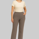 Layla | the comfortable stretch pants for every woman